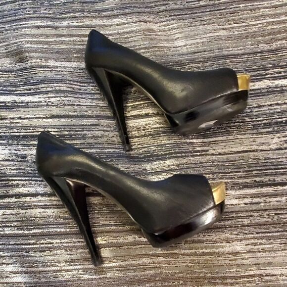 Black Michael Kors heels size 7 - Picture 3 of 9